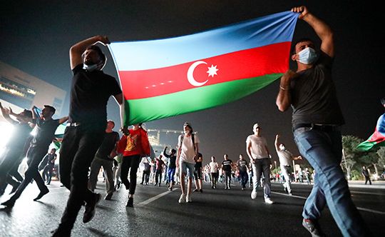 Карабах и мусульмане России: муфтии — за мир, религиозный актив — за Баку